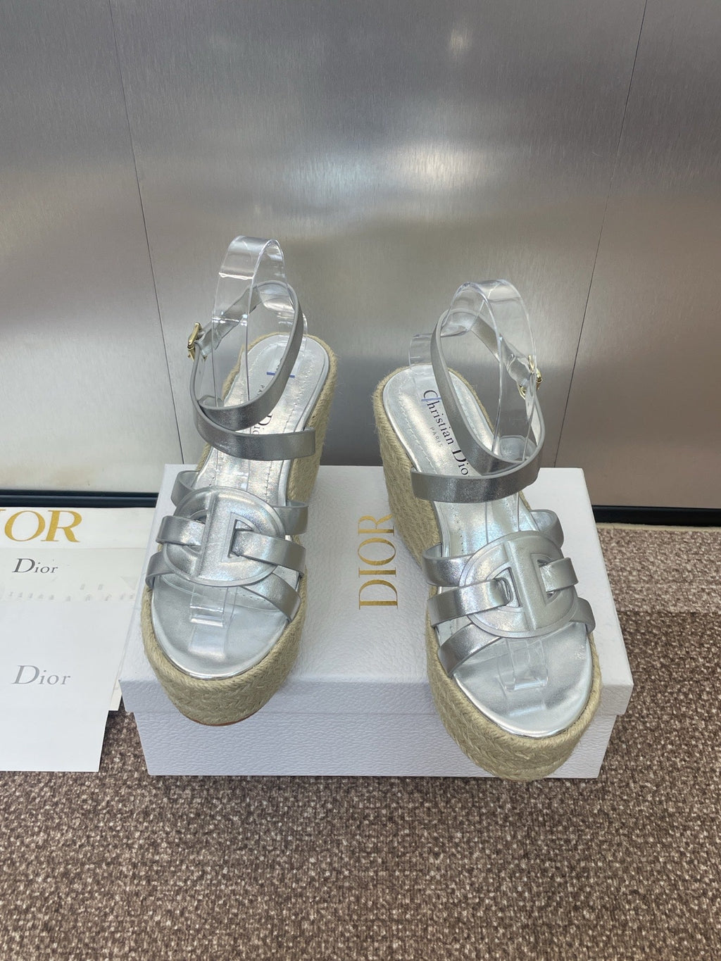 D-CLUB 25S HIGH HEEL WEDGE 100MM IN SILVER GLOSSY CALFSKIN RAFFIA SOLE