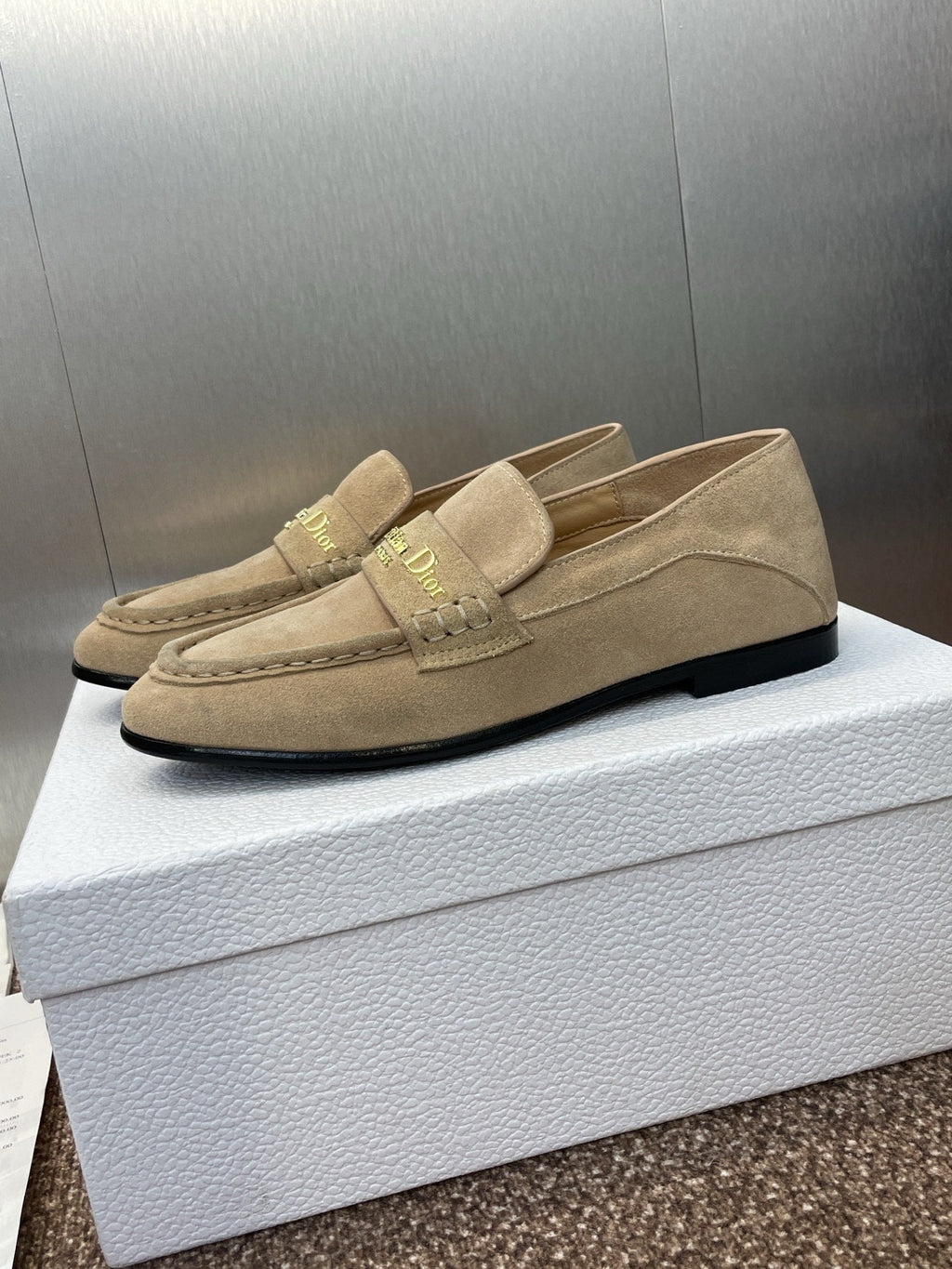 DIOR 25S LOAFER IN LIGHT BROWN SUEDE