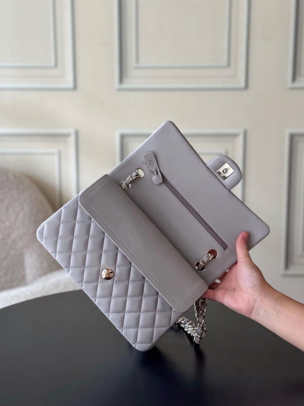 CHANEL 25S CLASSIC FLAP BAG 25 CM IN GREY LAMBSKIN WITH GOLD HARDWARE