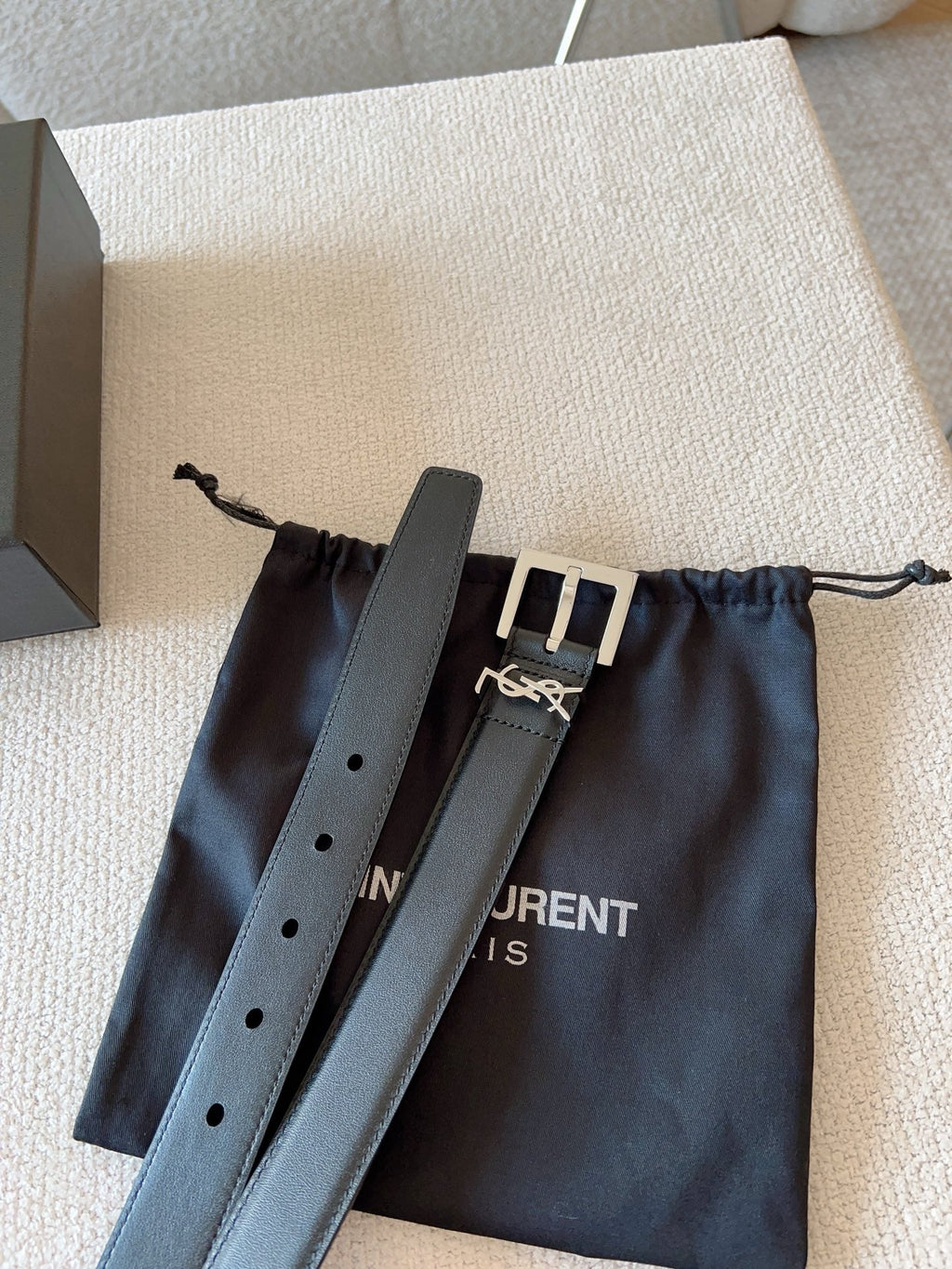 YSL 25S BELT 20 MM IN BLACK CALFSKIN 588784