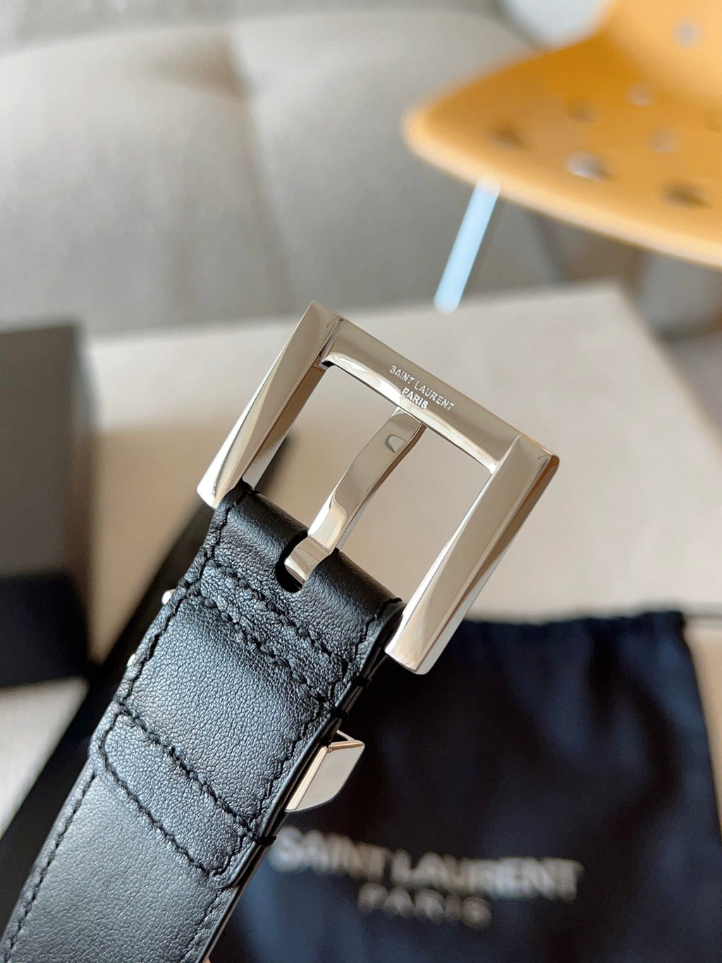 YSL 25S BELT 30 MM IN BLACK CALFSKIN 588784