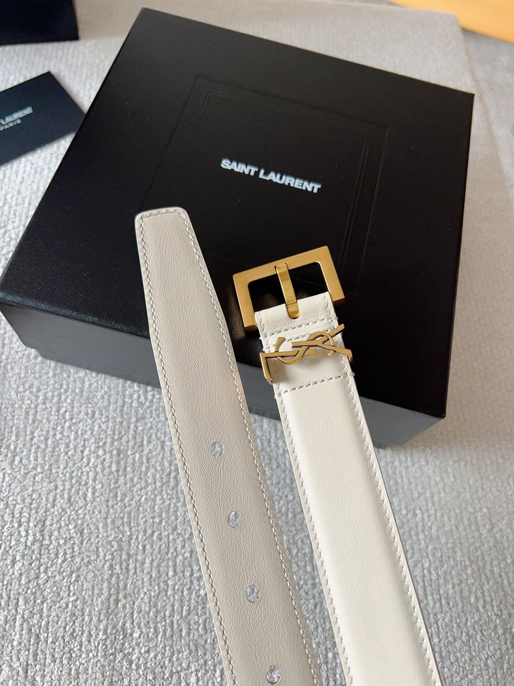 YSL 25S BELT 30 MM IN CREAM WHITE CALFSKIN 571019