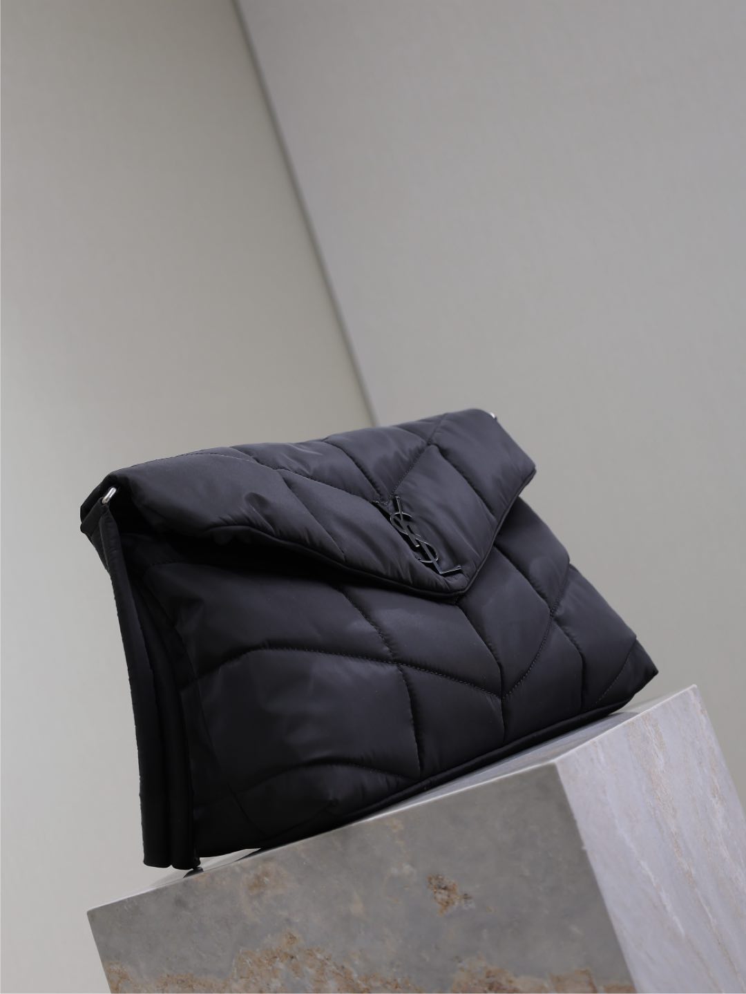 YSL 25S LOULOU PUFFER BAG 34 IN BLACK NYLON SILVER HARDWARE