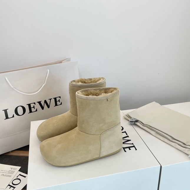 LOEWE 26S LAGO ANKLE BOOTS IN BEIGE SUEDE-SHEARLING