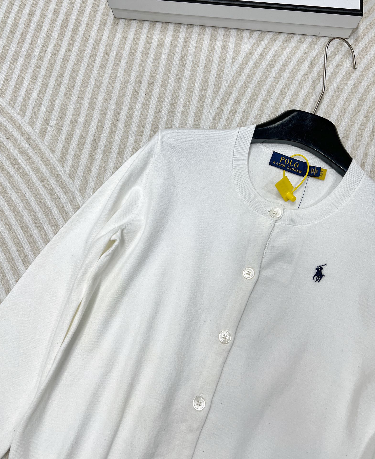RALPH LAUREN CARDIGAN STYLE 182