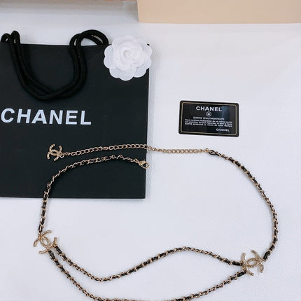CHAIN BELT IN GOLD METAL INTERWOVEN WITH CALFSKIN STRAPS