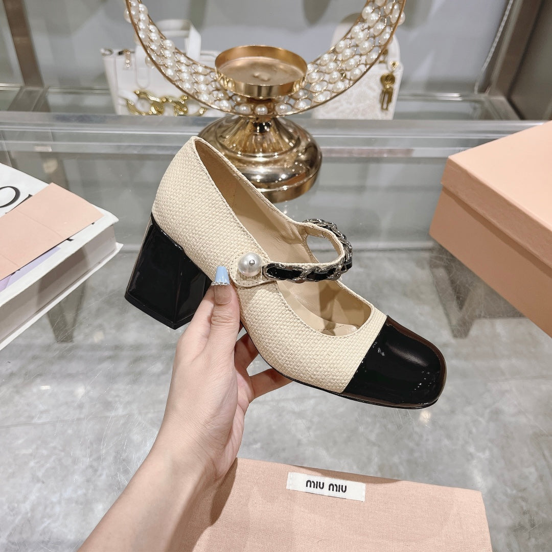 MARY JANE SANDAL CAP TOE BRIGHT CREAM SHEEPSKIN - HIGH HEEL