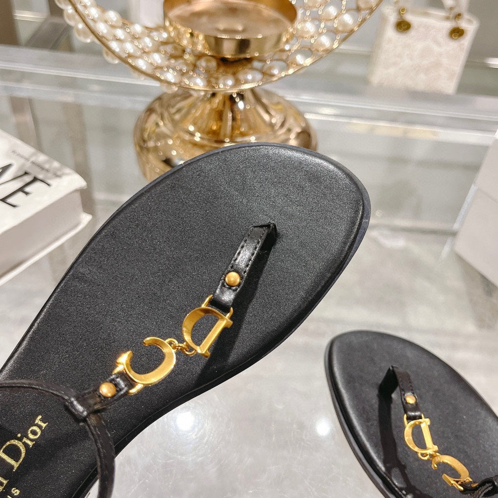 DIORIVIERA C'EST THONG SANDAL BLACK AQUAMARINA CALFSKIN