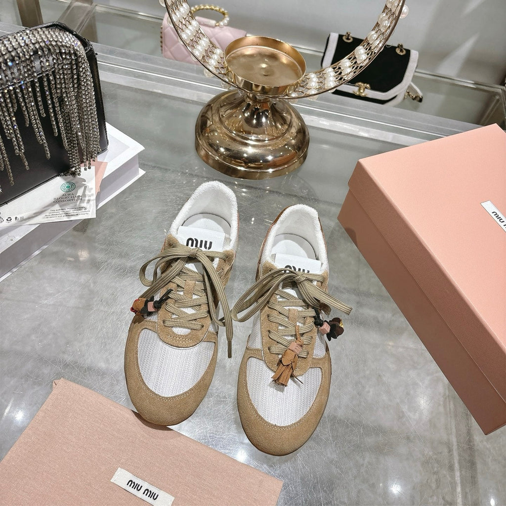 MIUMIU 26S LACE UP SNEAKERS IN BEIGE SUEDE WHITE FABRIC CHARM DETAIL