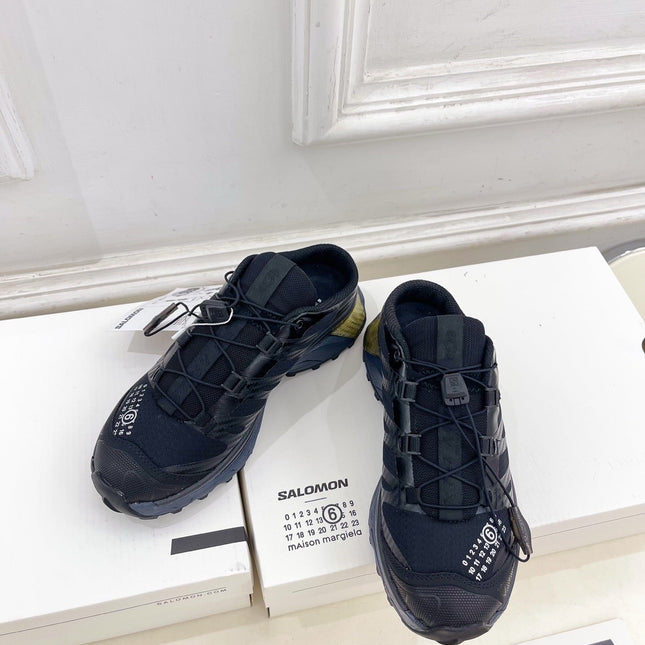 ALO 25S SALOMON XT-6 SNEAKER MULE IN BLACK TPU