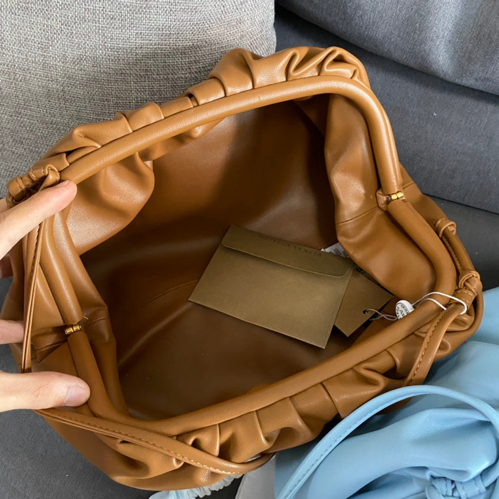 Classic Pouch Brown