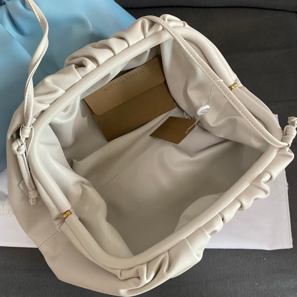 Classic Pouch White